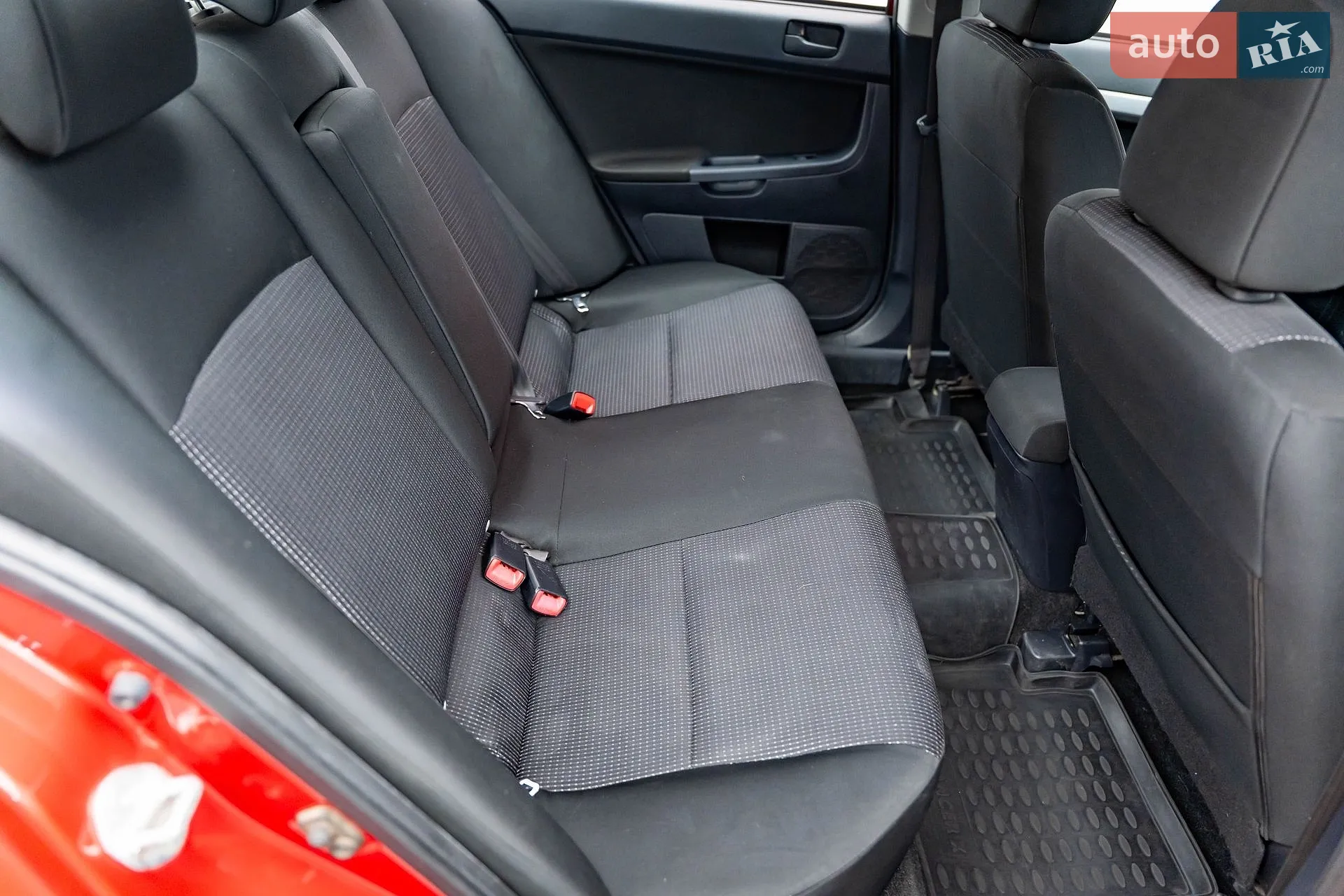 2010 Mitsubishi Lancer - мініатюра 20