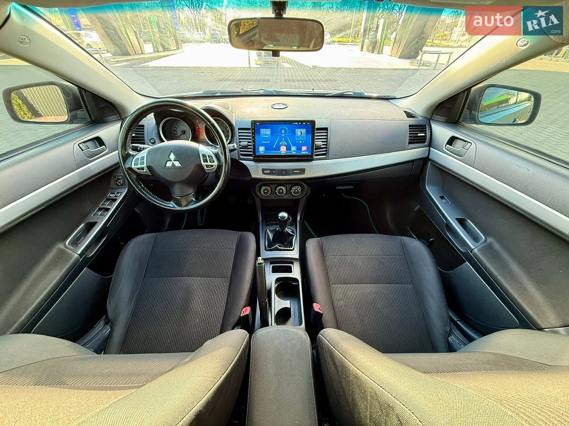 2010 Mitsubishi Lancer - мініатюра 32
