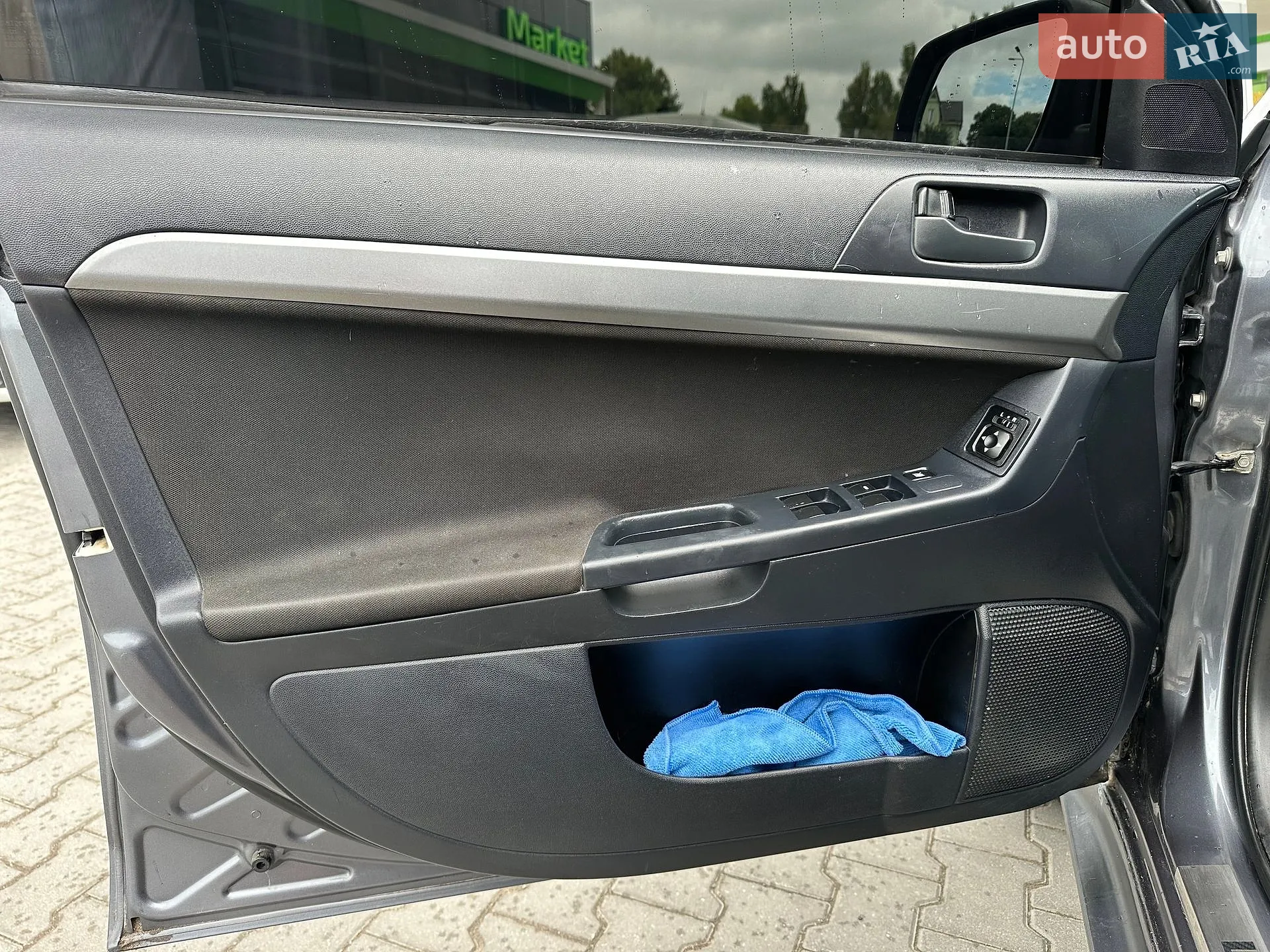 2011 Mitsubishi Lancer - мініатюра 29