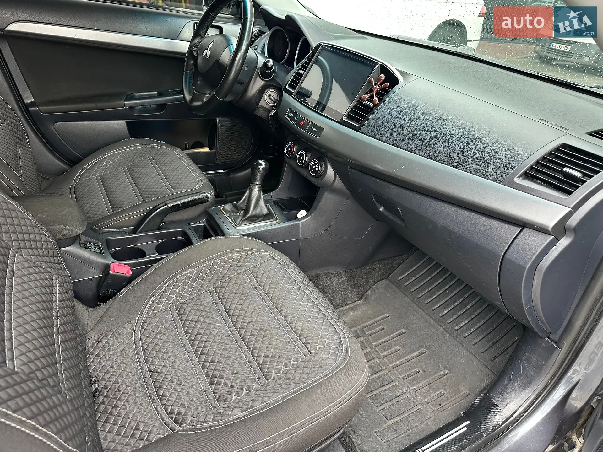 2011 Mitsubishi Lancer - мініатюра 57