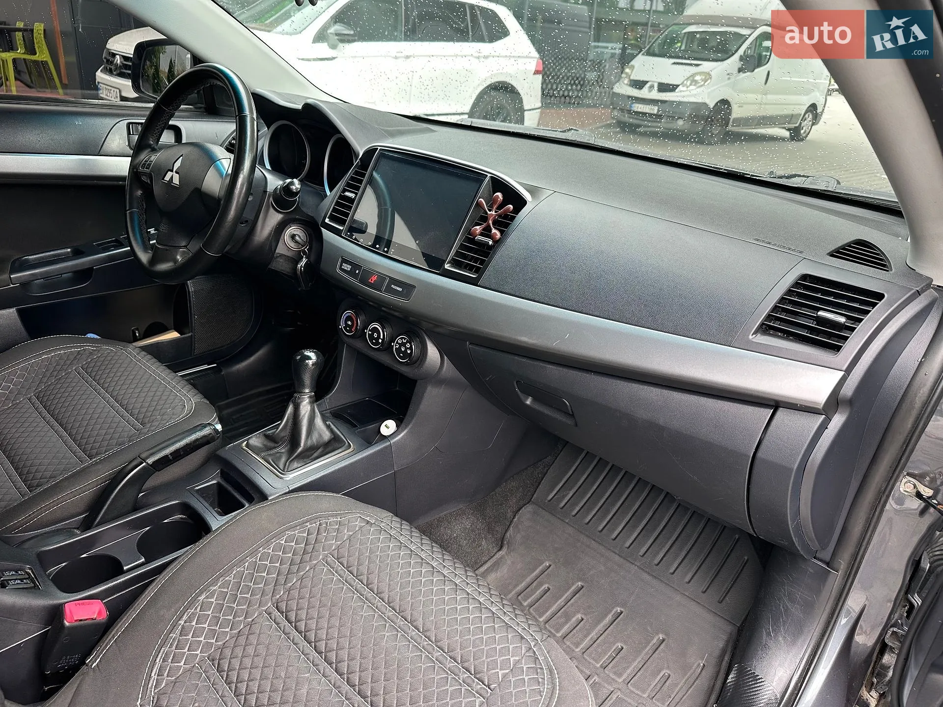 2011 Mitsubishi Lancer - мініатюра 58