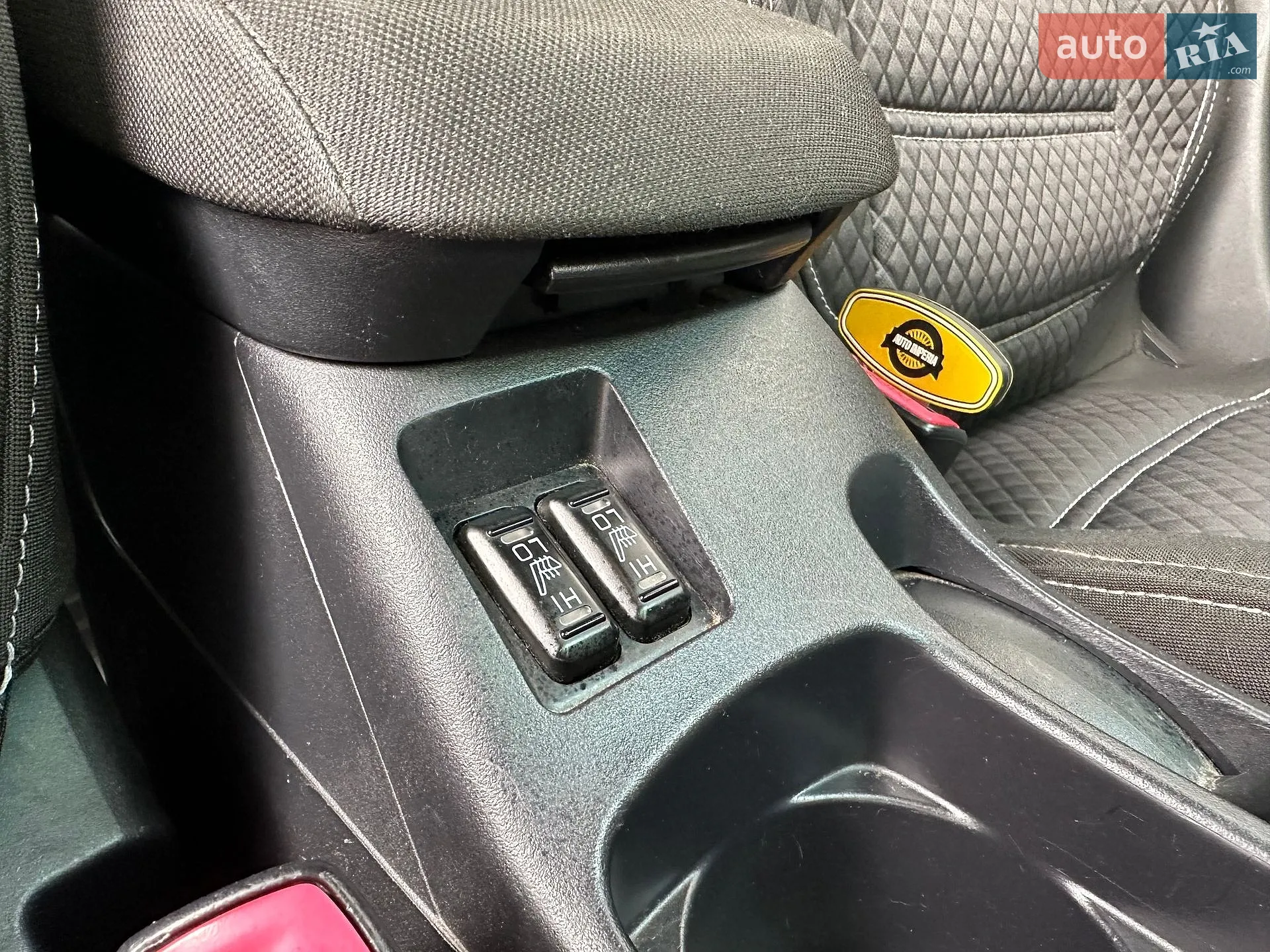 2011 Mitsubishi Lancer - мініатюра 59