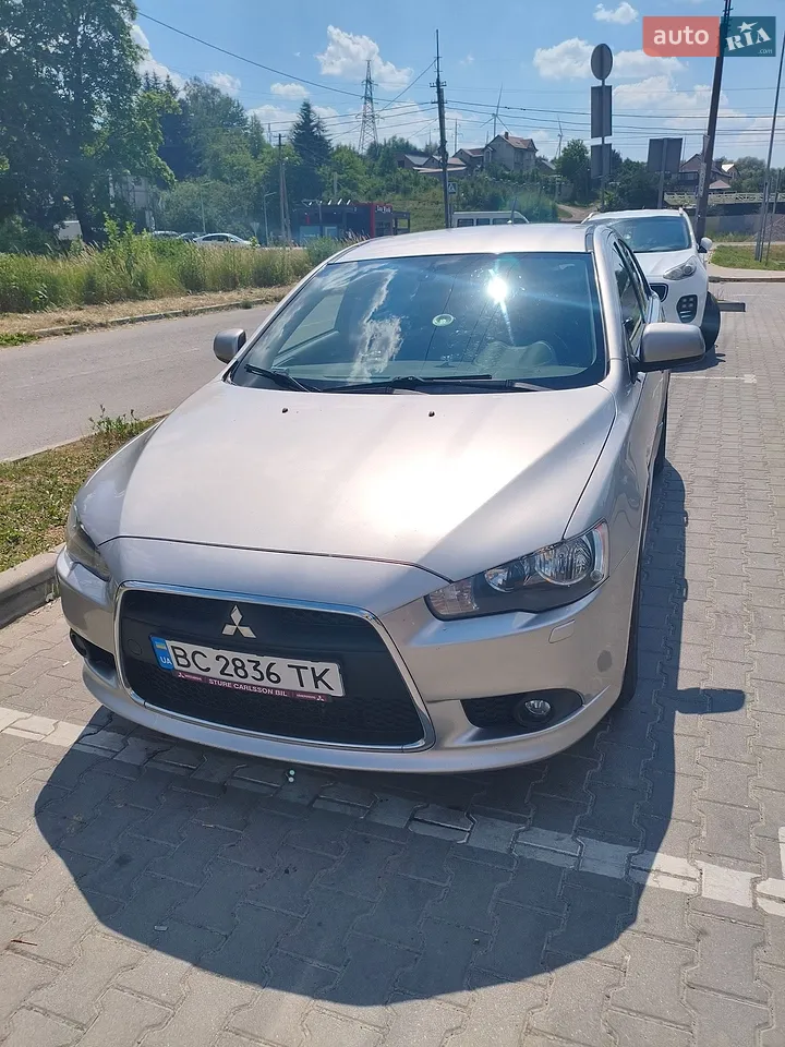 2012 Mitsubishi Lancer - мініатюра 17