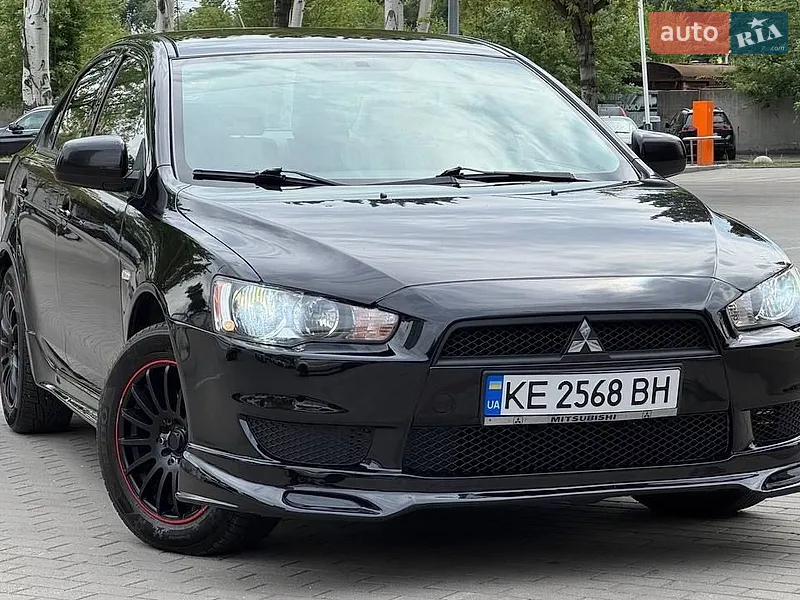 Mitsubishi Lancer
