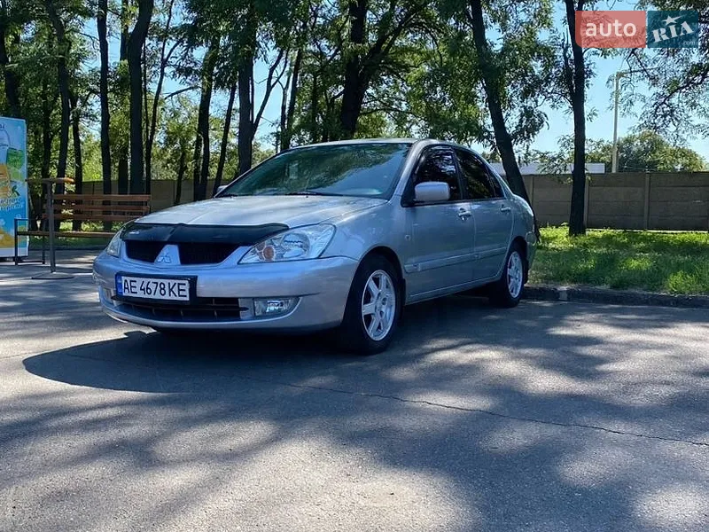 Mitsubishi Lancer
