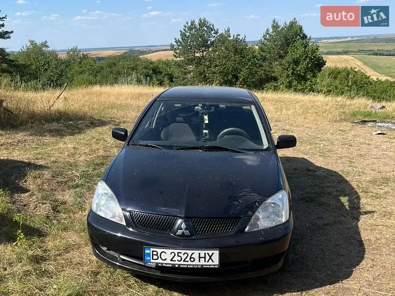 Mitsubishi Lancer