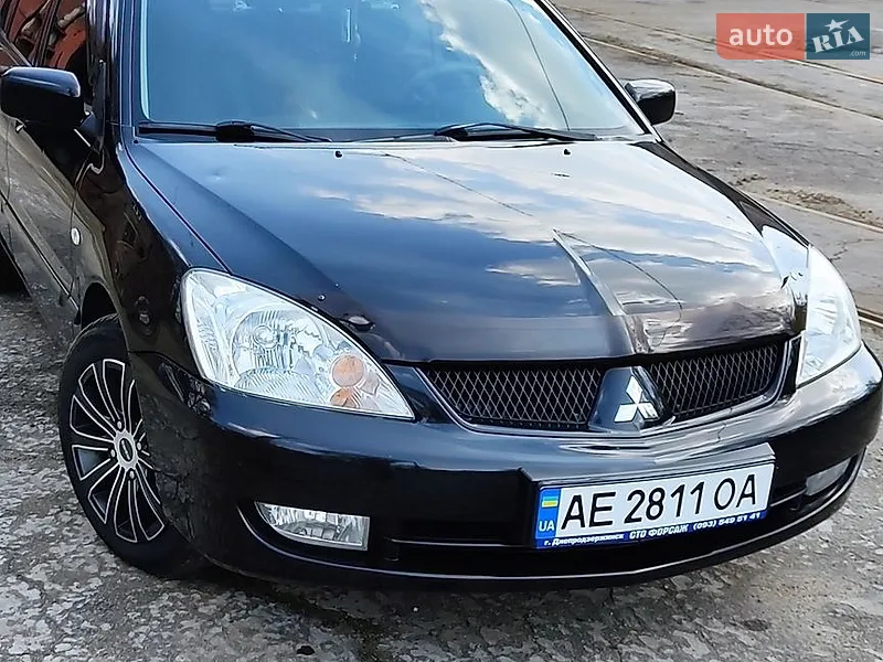 Mitsubishi Lancer