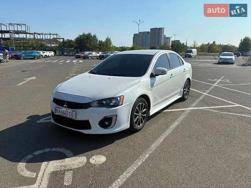 Mitsubishi Lancer 2016