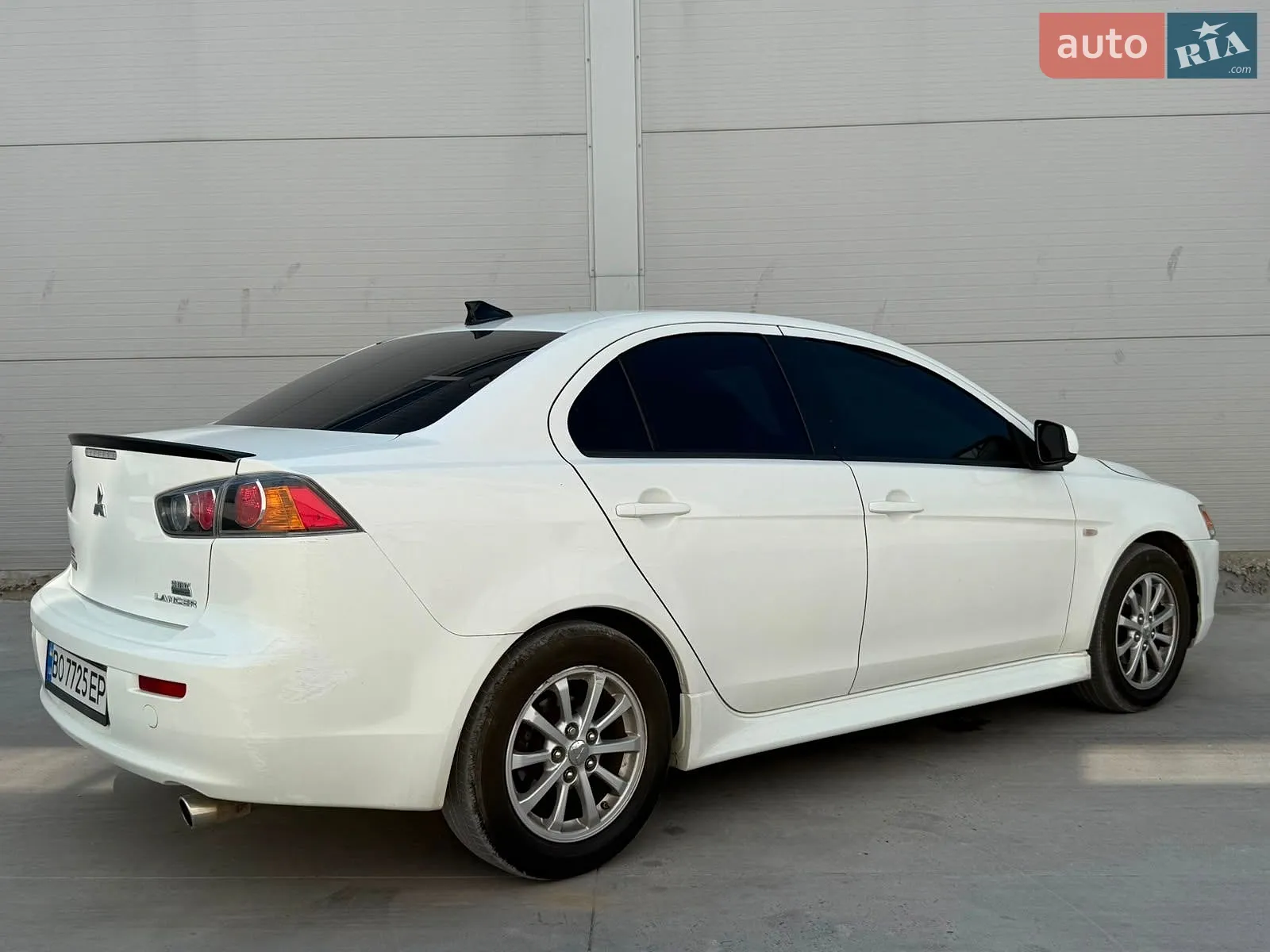 2010 Mitsubishi Lancer - мініатюра 8