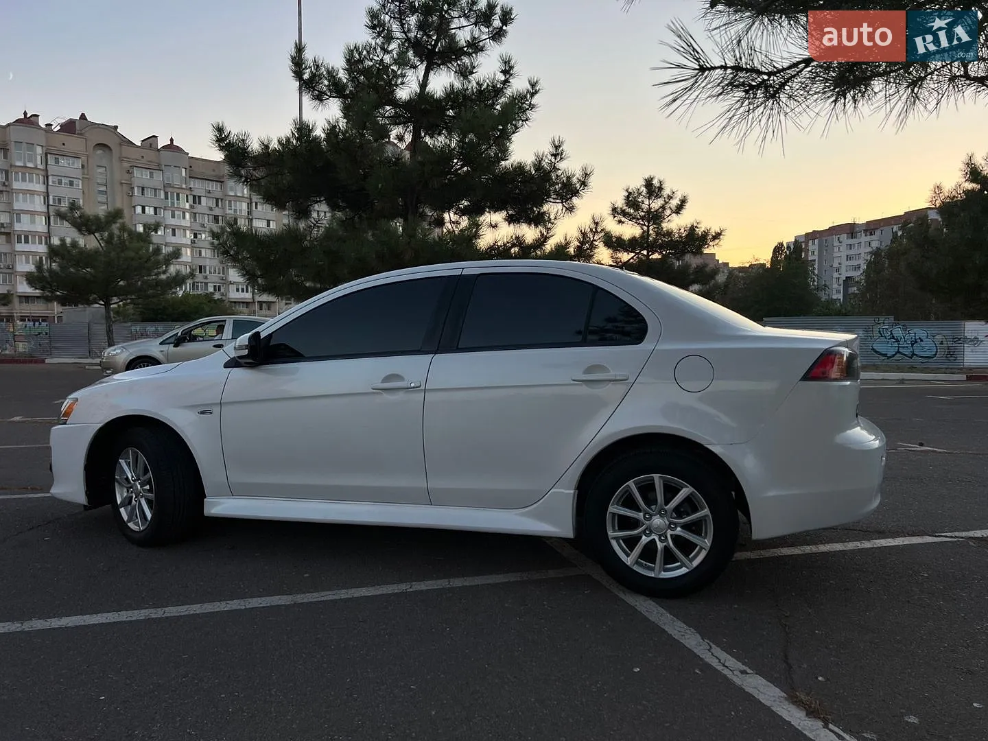 2015 Mitsubishi Lancer - мініатюра 36