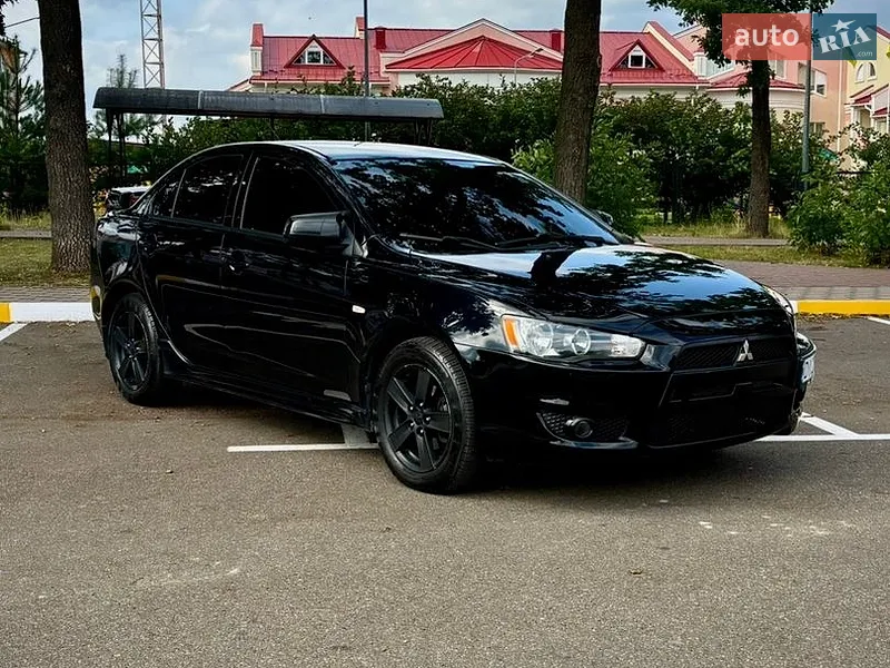 Mitsubishi Lancer