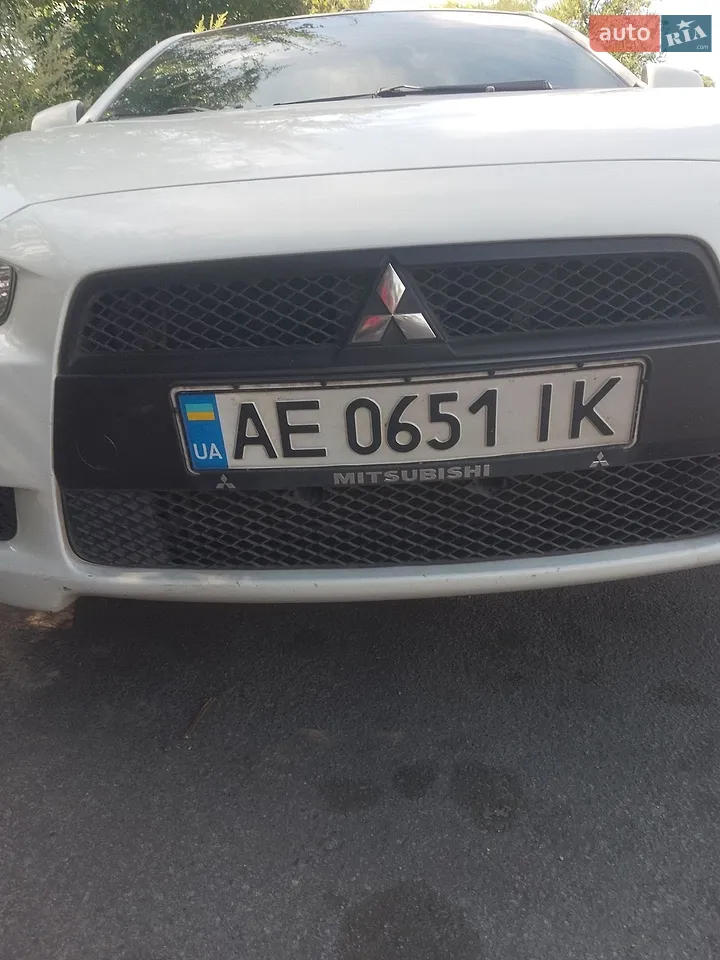 2011 Mitsubishi Lancer - мініатюра 26