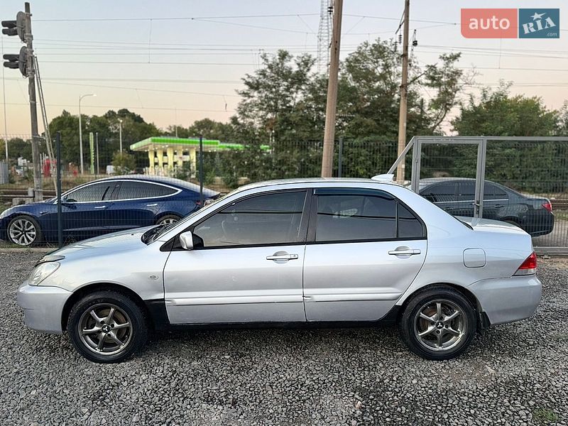 Седан Mitsubishi Lancer 2006 в Одессе