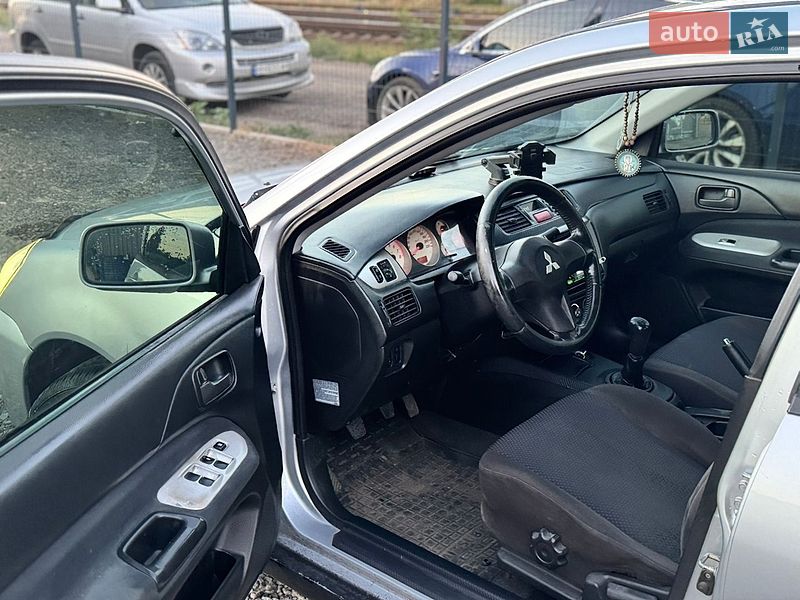 Седан Mitsubishi Lancer 2006 в Одессе