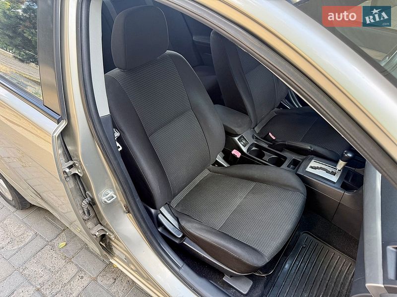 Седан Mitsubishi Lancer 2008 в Днепре