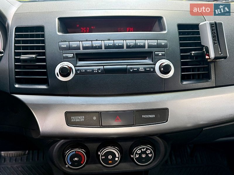 Седан Mitsubishi Lancer 2008 в Днепре