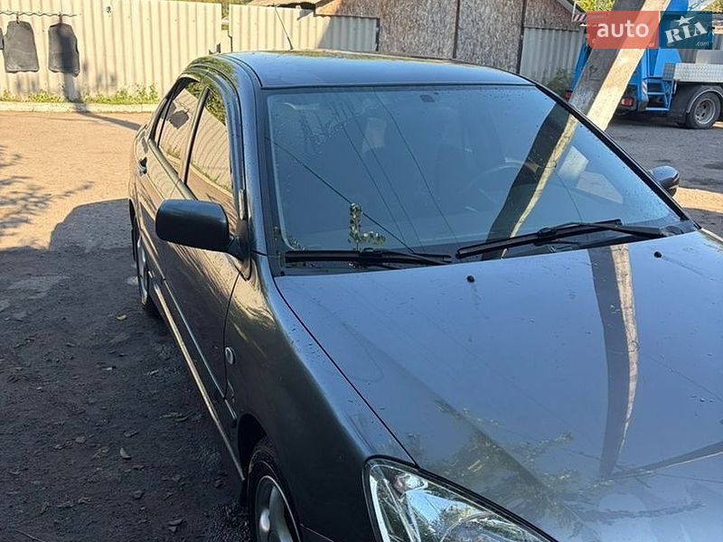 Седан Mitsubishi Lancer 2006 в Недригайлове