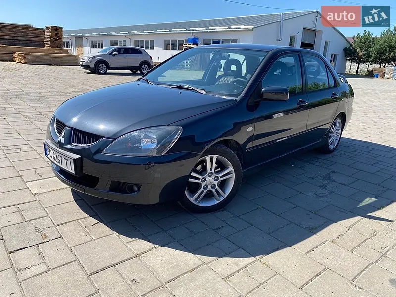 Mitsubishi Lancer