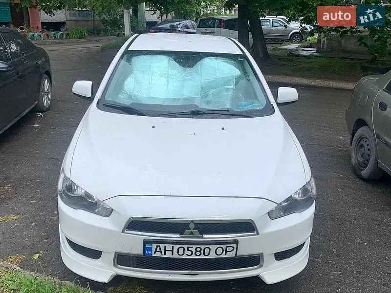 Mitsubishi Lancer