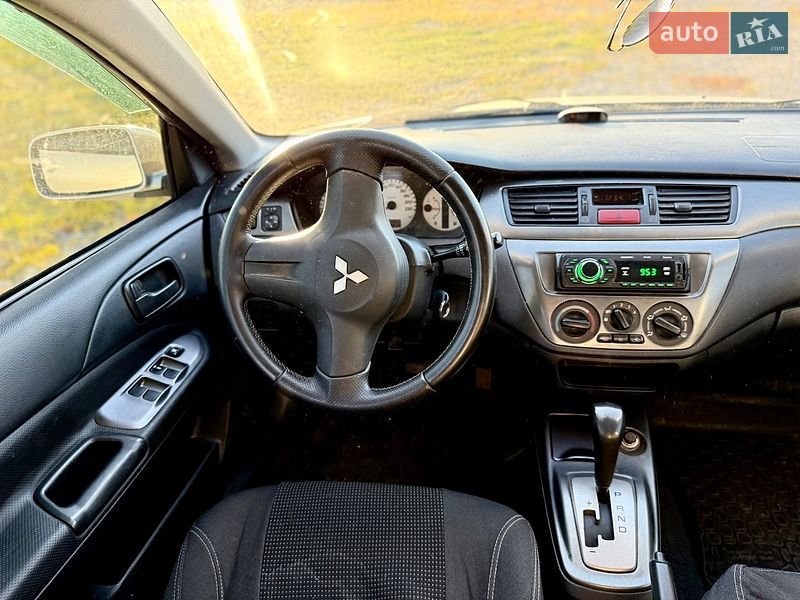 Седан Mitsubishi Lancer 2007 в Новояворівську