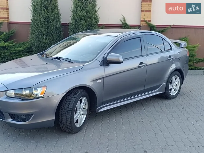 Mitsubishi Lancer