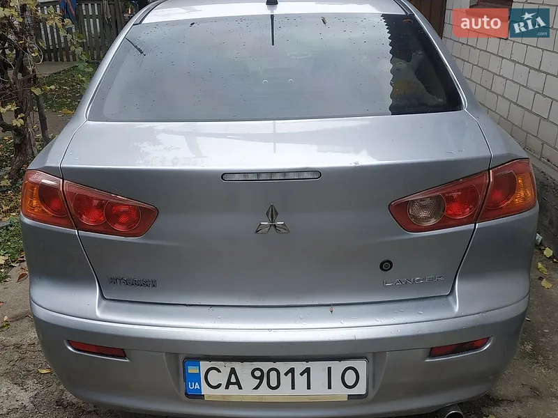 Mitsubishi Lancer