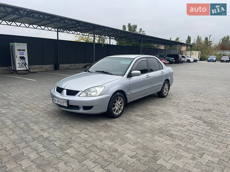 Mitsubishi Lancer