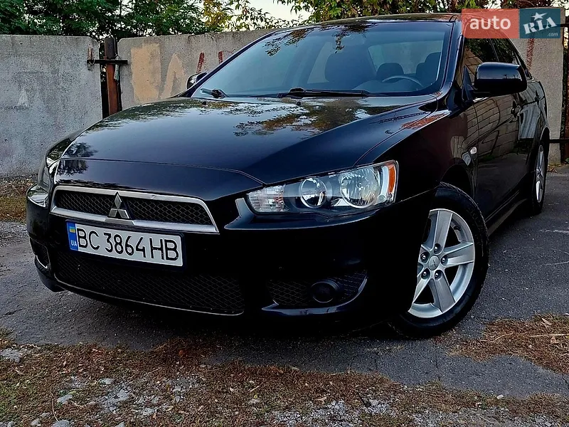 Mitsubishi Lancer