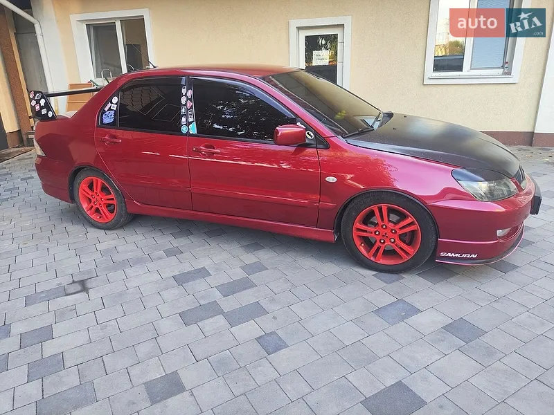 Mitsubishi Lancer