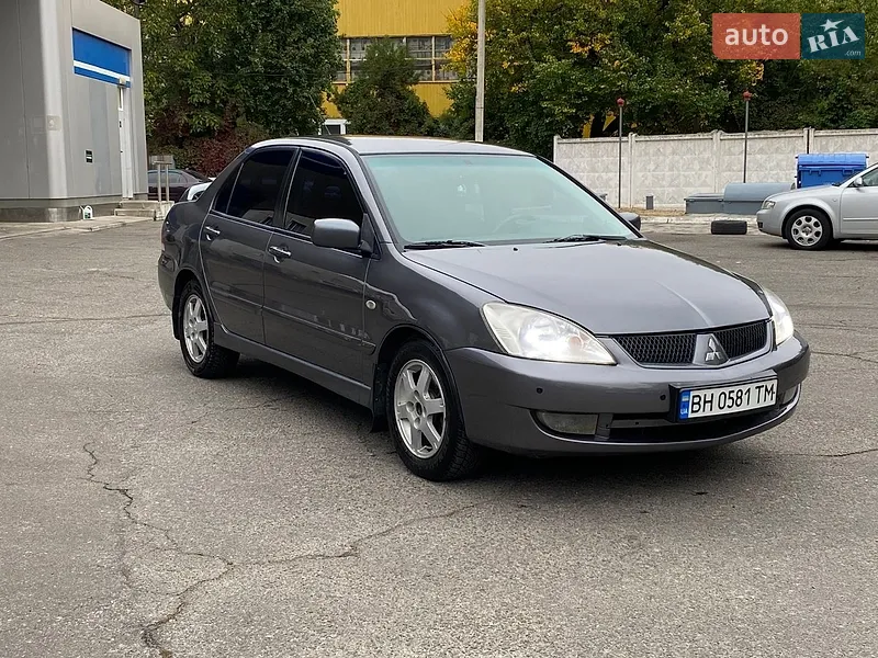 Mitsubishi Lancer