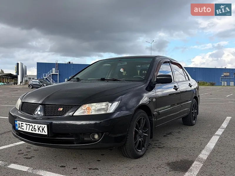 Mitsubishi Lancer