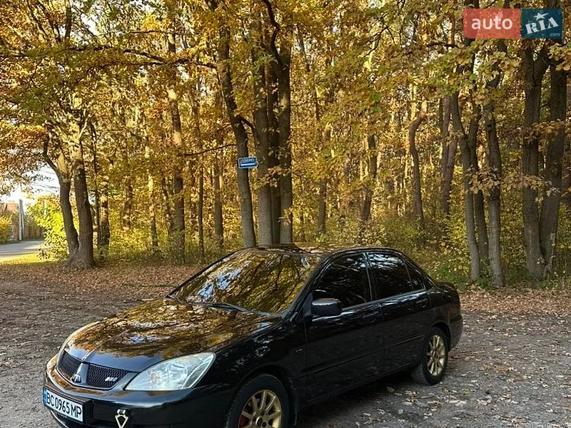 Mitsubishi Lancer