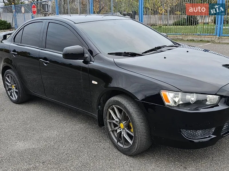 Mitsubishi Lancer