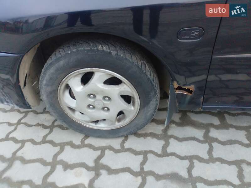 Седан Mitsubishi Mirage 2000 в Ивано-Франковске