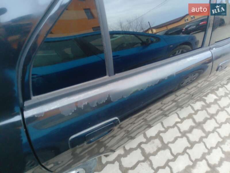 Седан Mitsubishi Mirage 2000 в Ивано-Франковске
