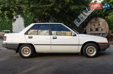 Седан Mitsubishi Mirage 1984 в Одесі