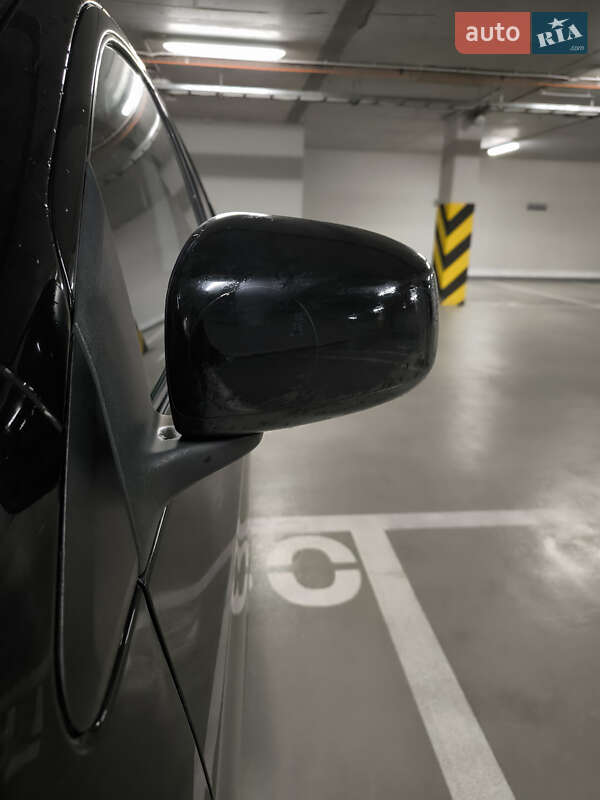 Седан Mitsubishi Mirage 2018 в Киеве