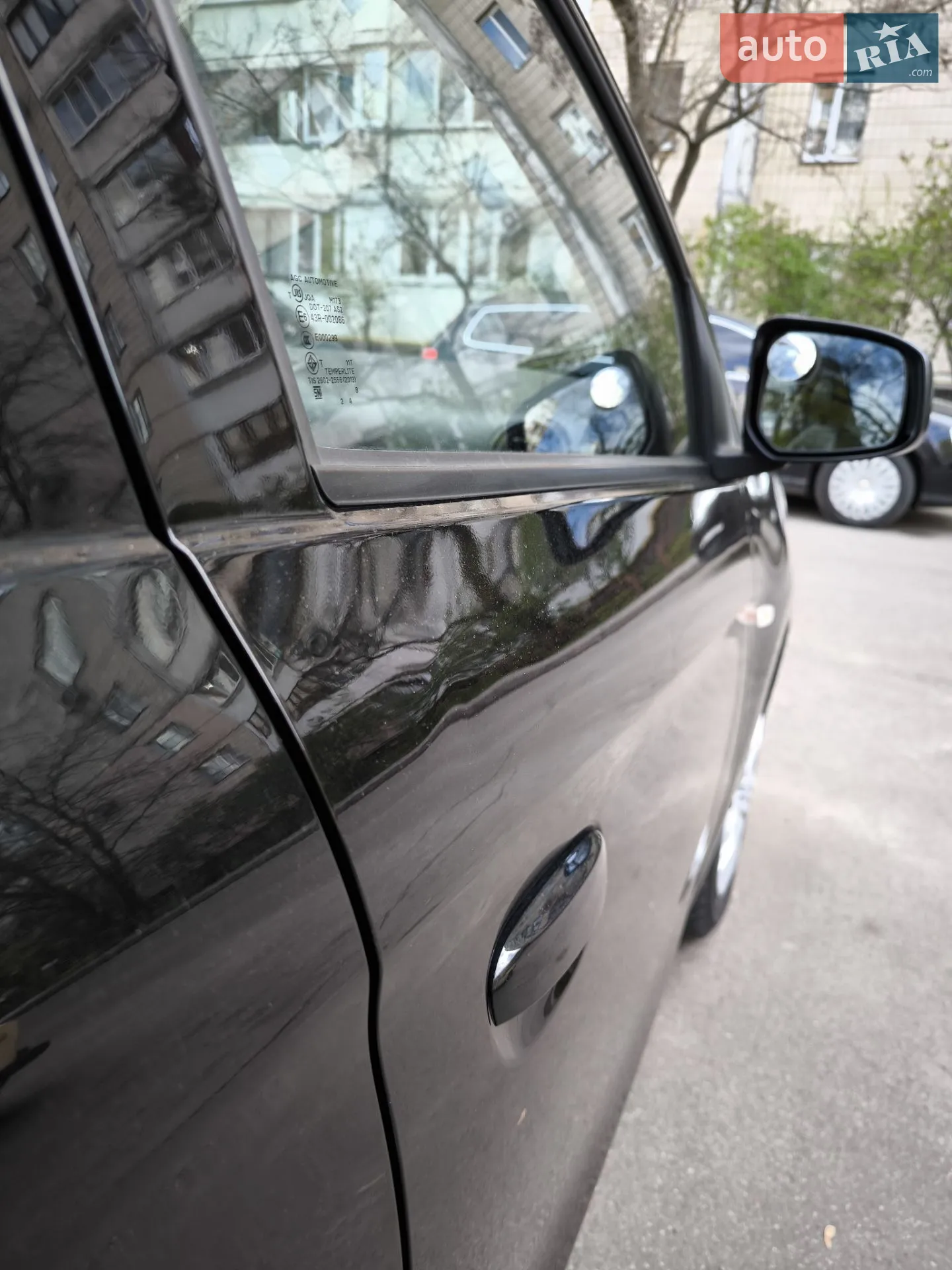 2018 Mitsubishi Mirage - мініатюра 17