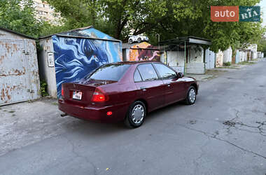 Седан Mitsubishi Mirage 1999 в 