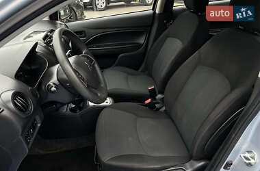 Седан Mitsubishi Mirage 2022 в 
