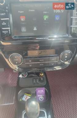 Седан Mitsubishi Mirage 2020 в 