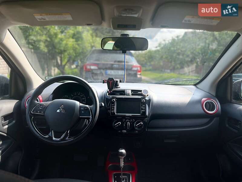 Хэтчбек Mitsubishi Mirage 2019 в Киеве фото 4 Хэтчбек Mitsubishi Mirage 2019 в Киеве