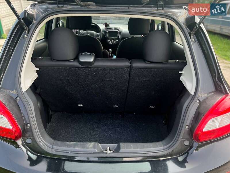 Хэтчбек Mitsubishi Mirage 2019 в Киеве фото 6 Хэтчбек Mitsubishi Mirage 2019 в Киеве