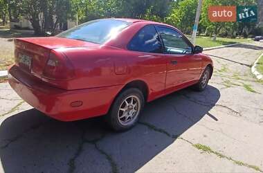 Хэтчбек Mitsubishi Mirage 2002 в 