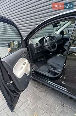 Седан Mitsubishi Mirage 2020 в 