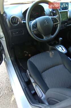 Хэтчбек Mitsubishi Mirage 2021 в 