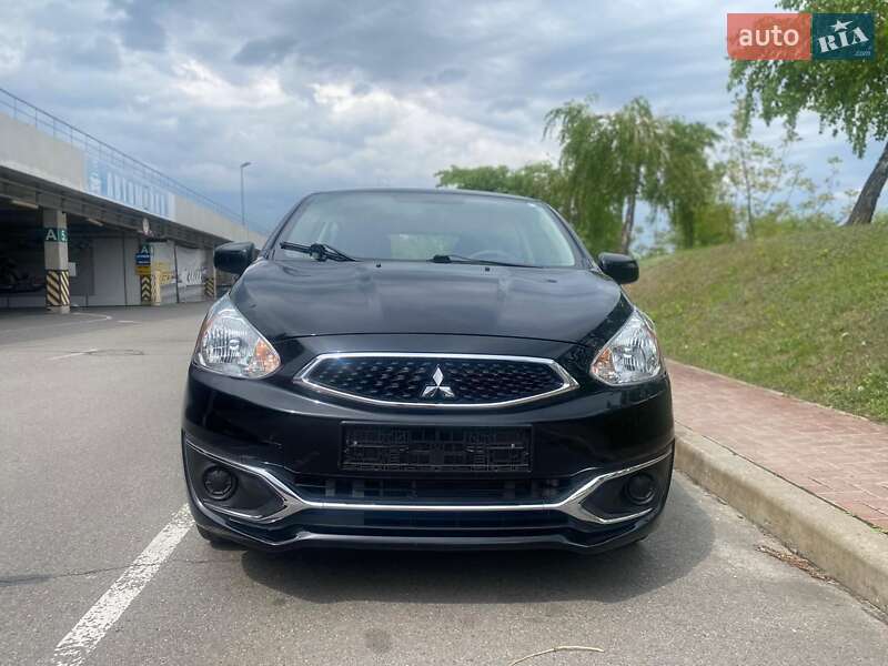 Хэтчбек Mitsubishi Mirage 2020 в 