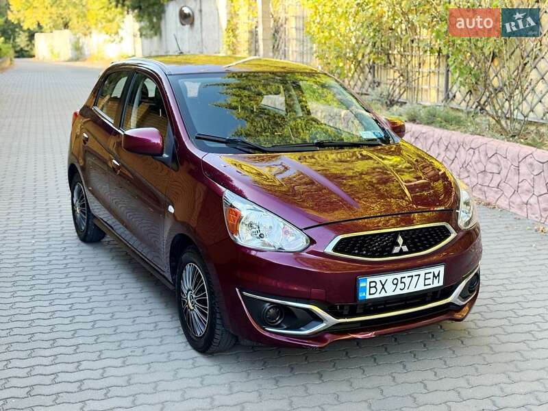 Хэтчбек Mitsubishi Mirage 2018 в 