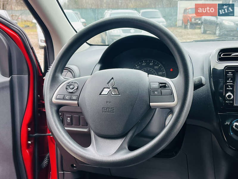 Седан Mitsubishi Mirage 2019 в Харкові