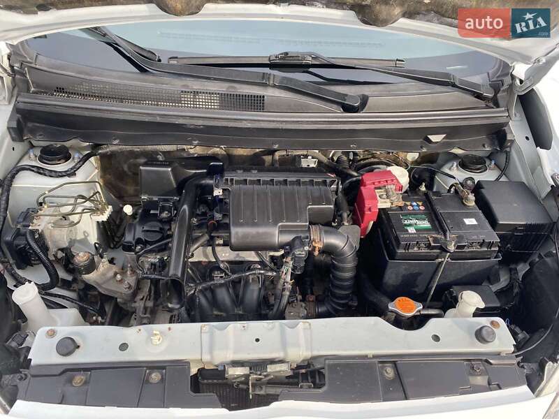 Хэтчбек Mitsubishi Mirage 2013 в Харькове